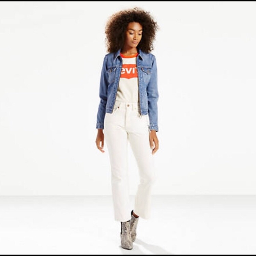 Levi Strauss 517 cropped boot cut jeans